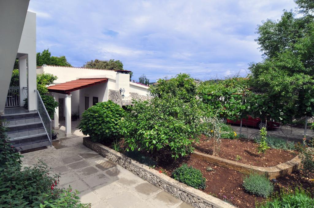 Apartment Lavanda Nova ราชานิ ภายนอก รูปภาพ